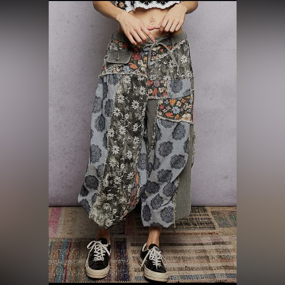 POL Multicolor Patchwork Wide-Leg Pants. (JUST IN for SPRING)